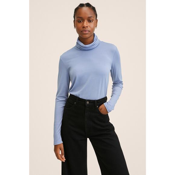 LAUREN RALPH LAUREN Minimalist Blue Turtleneck Classic Monogram M - Picture 1 of 5